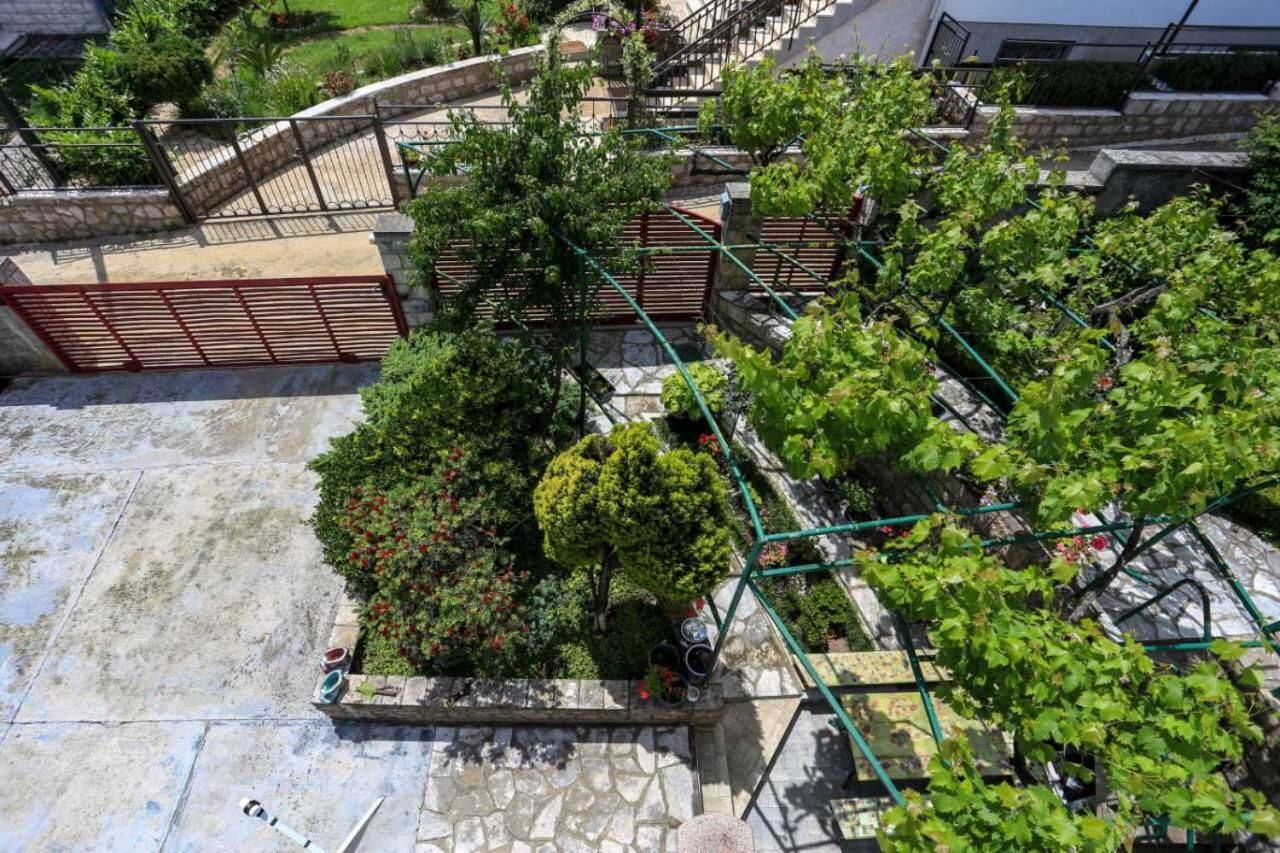 Гостевой дом Белый Дом Биела