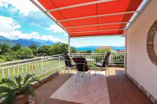 Гостевой дом Белый Дом Биела Апартаменты с 3 спальнями-75