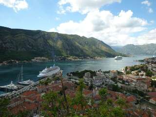 Гостевой дом Белый Дом Биела Апартаменты с 3 спальнями-85